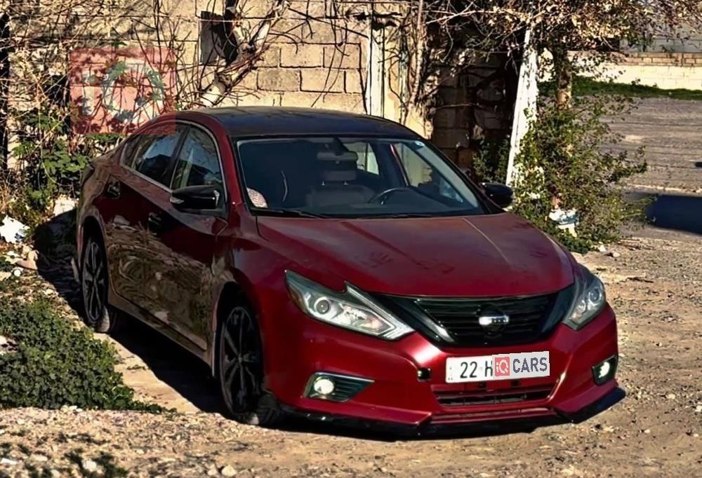 نيسان ألتيما